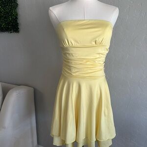 Elegant Yellow Strapless Dress